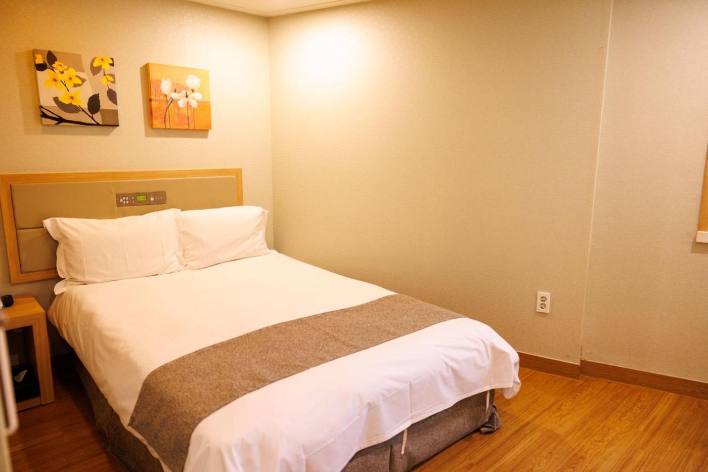 Jeju Robero Hotel Eksteriør billede