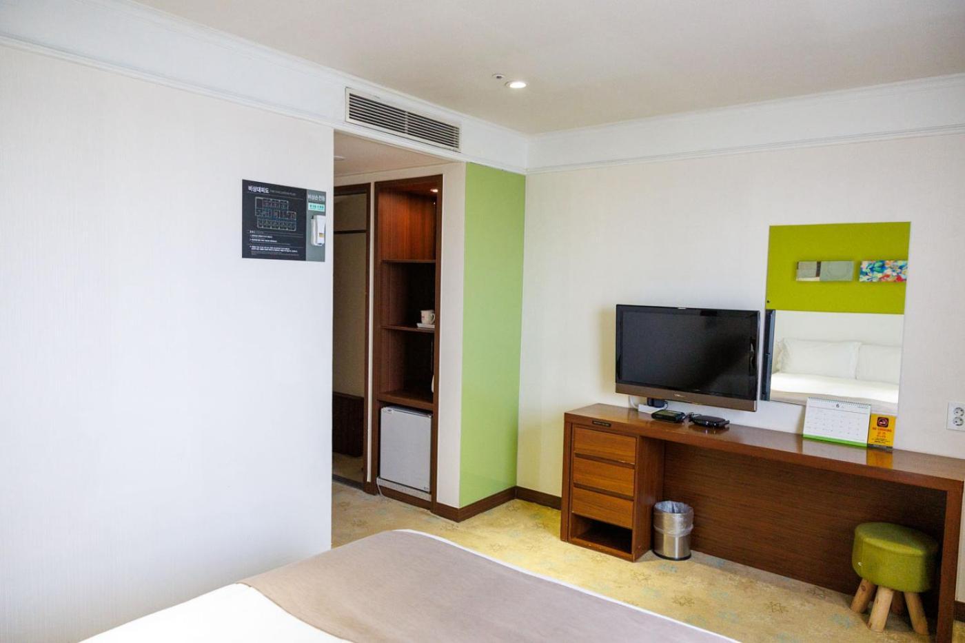 Jeju Robero Hotel Eksteriør billede